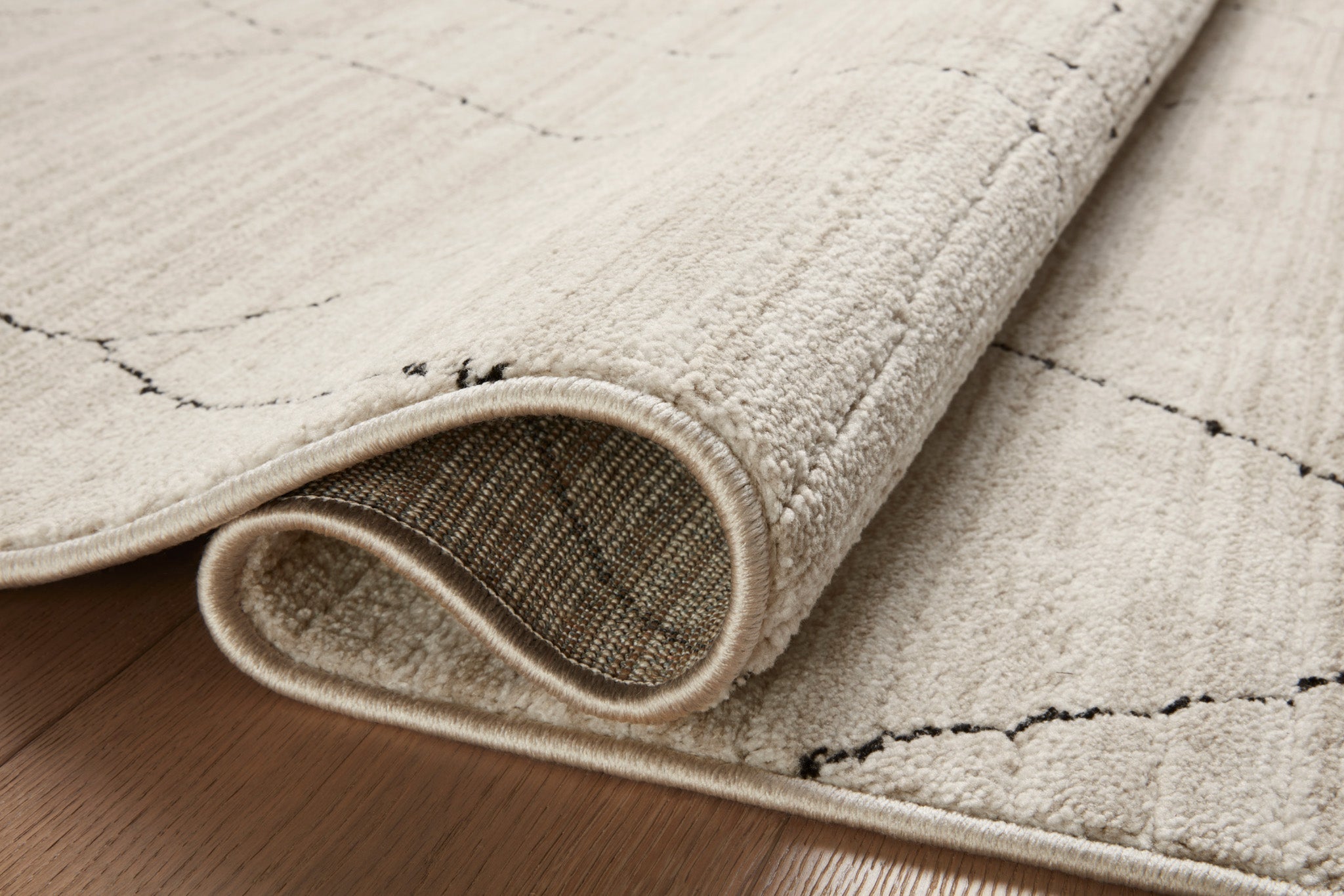 DAR-03 SAND / CHARCOAL