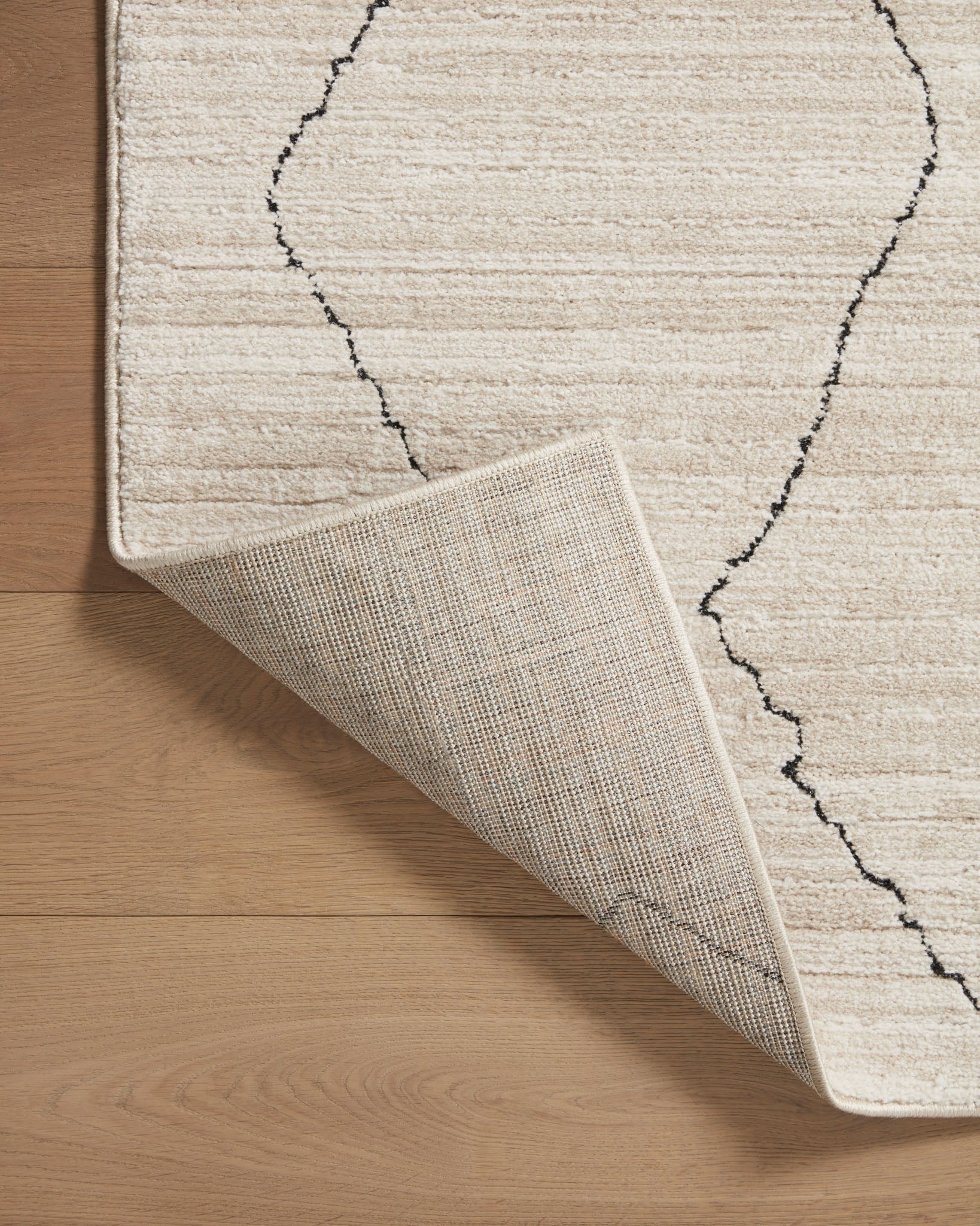 DAR-03 SAND / CHARCOAL