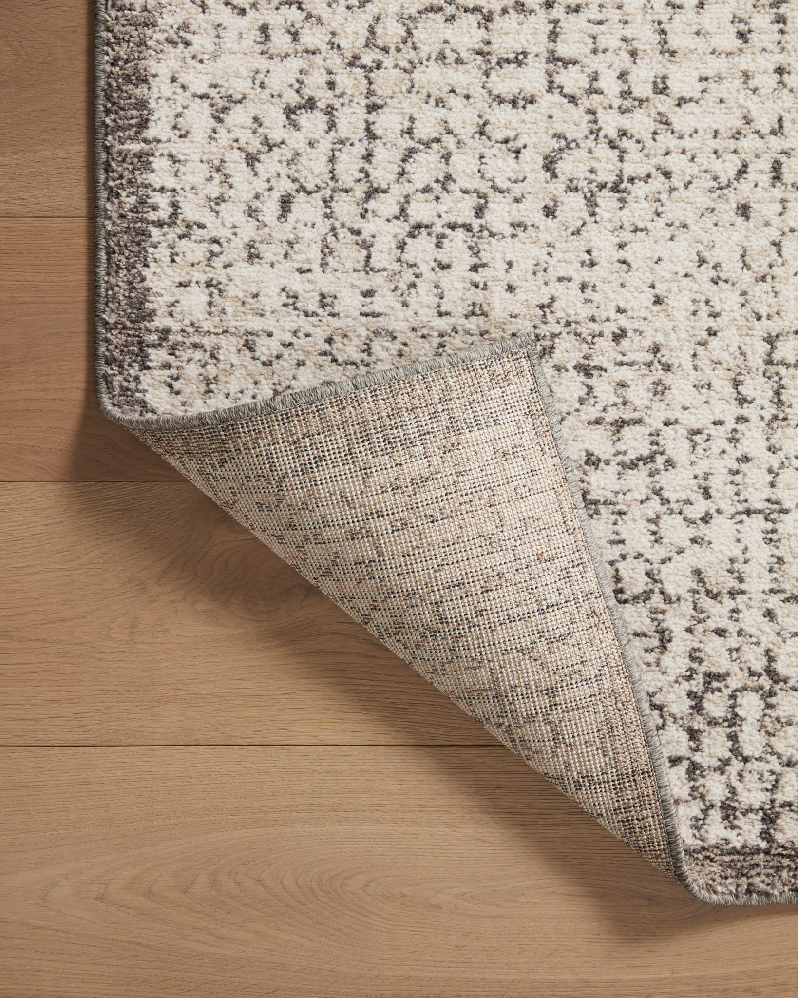 DAR-04 IVORY / STONE