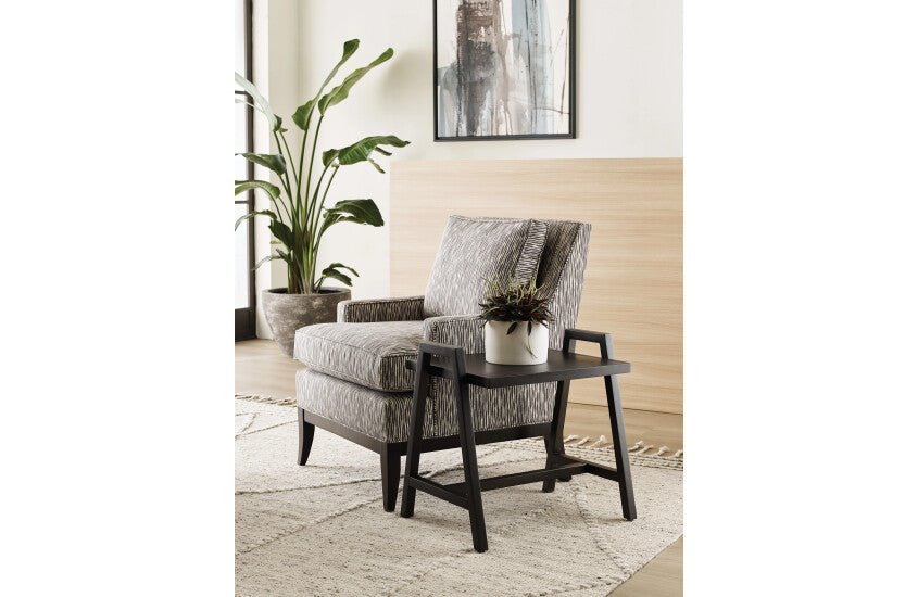 CHAIRSIDE TABLE Room 1