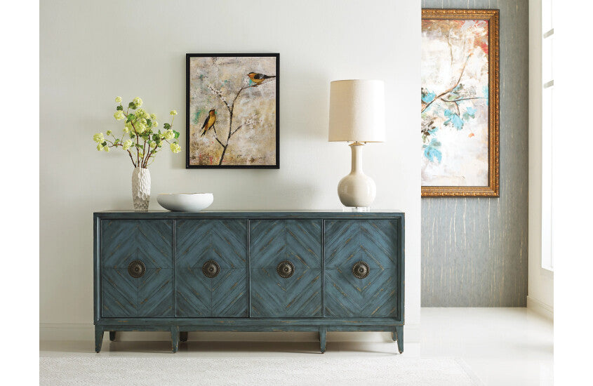 LAPIS FOUR DOOR CONSOLE Room 1