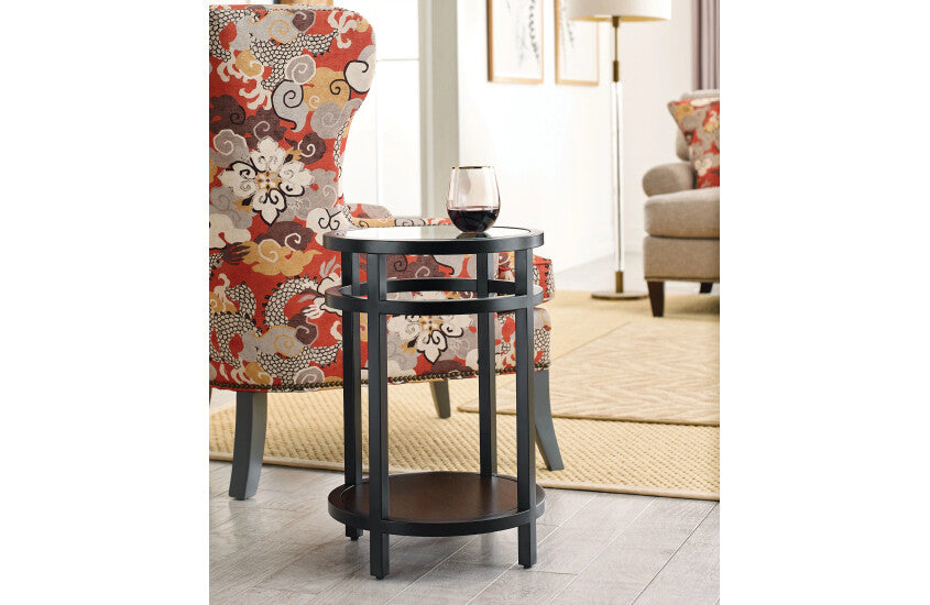 ROUND ACCENT SPOT TABLE Room 1