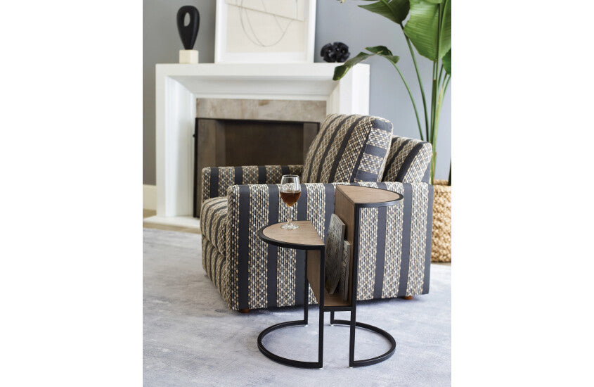 ACCENT MAGAZINE TABLE Room 1
