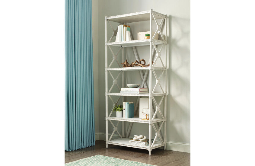 ETAGERE Room 1