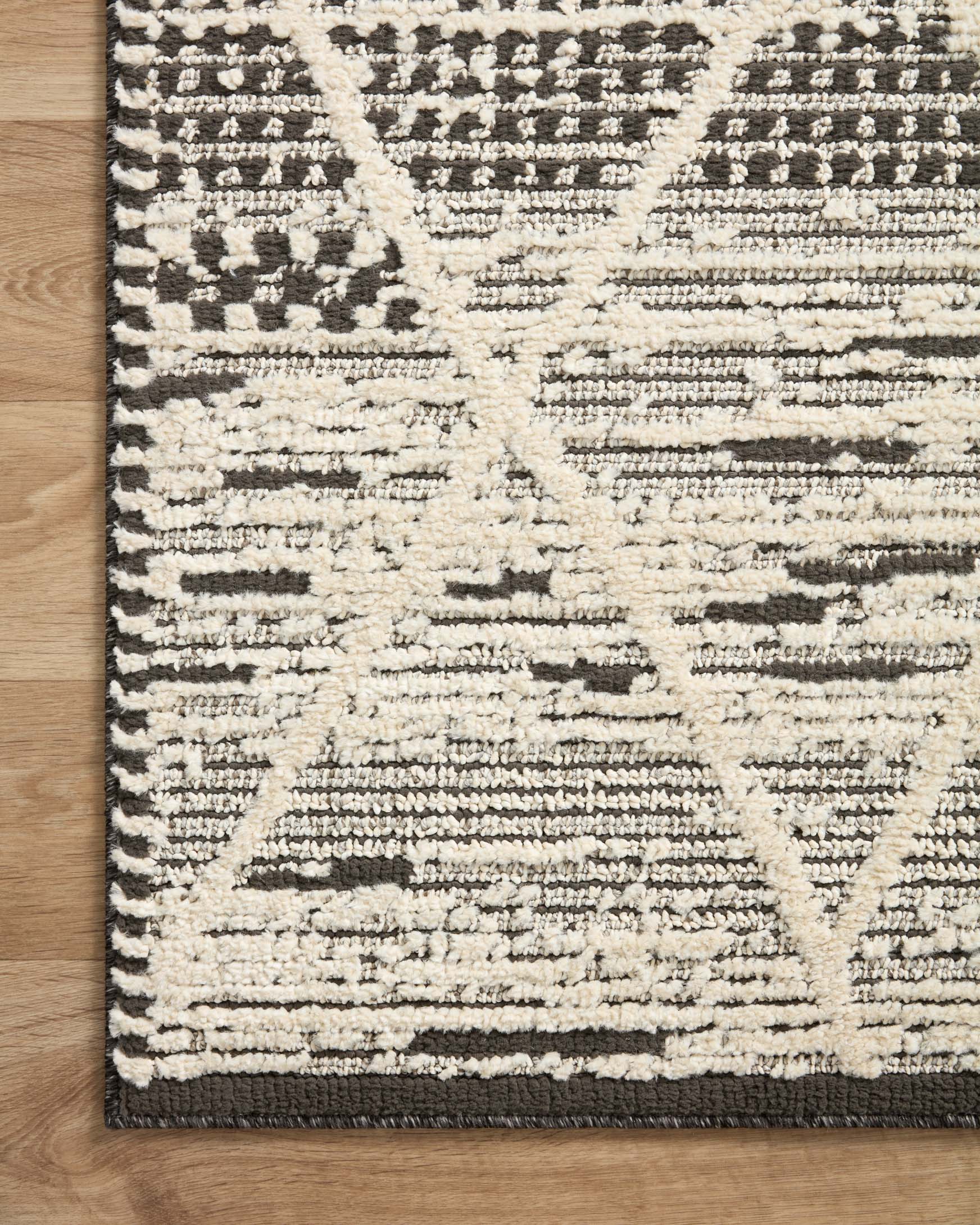 FAB-03 CHARCOAL / IVORY