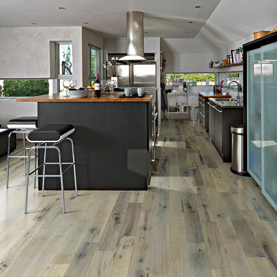 Hallmark Floors Novella Collection Alcott Maple roomscene