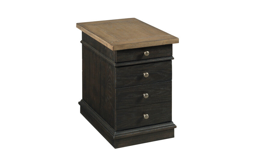 CHARGING CHAIRSIDE TABLE Primary