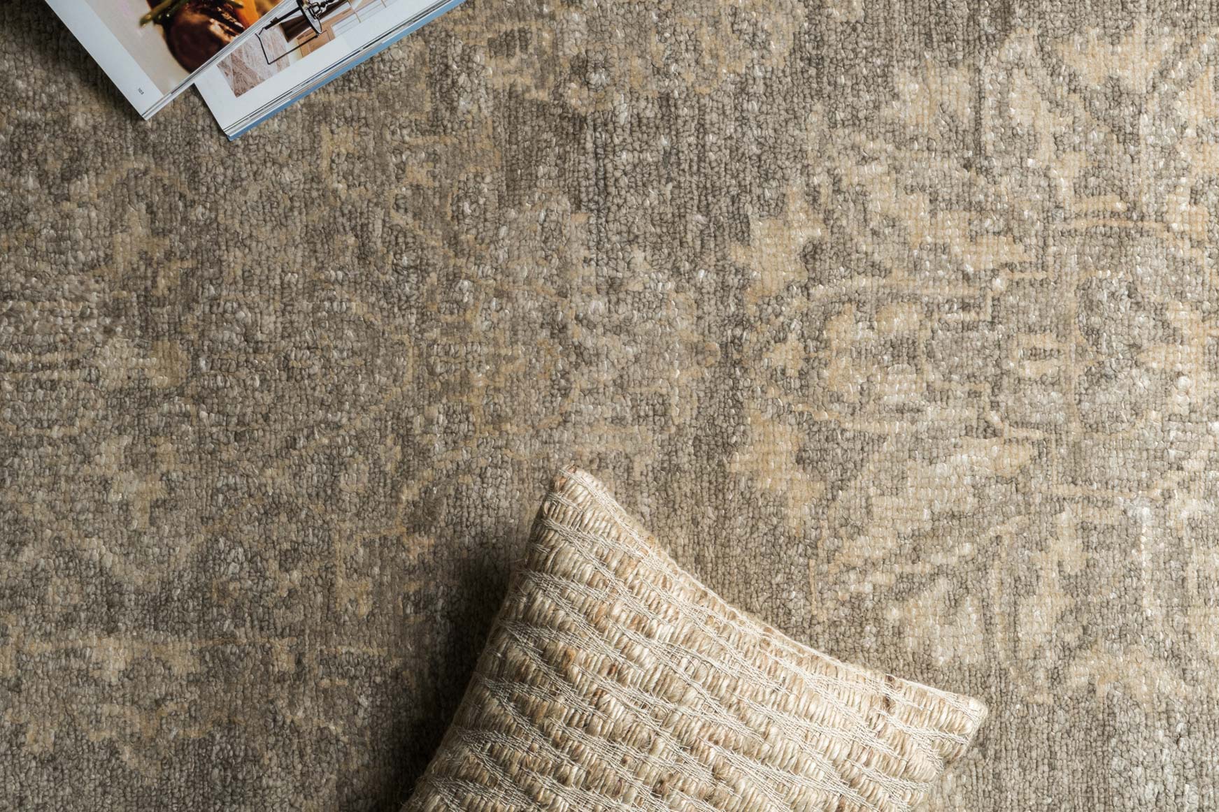 IM-04 TAUPE