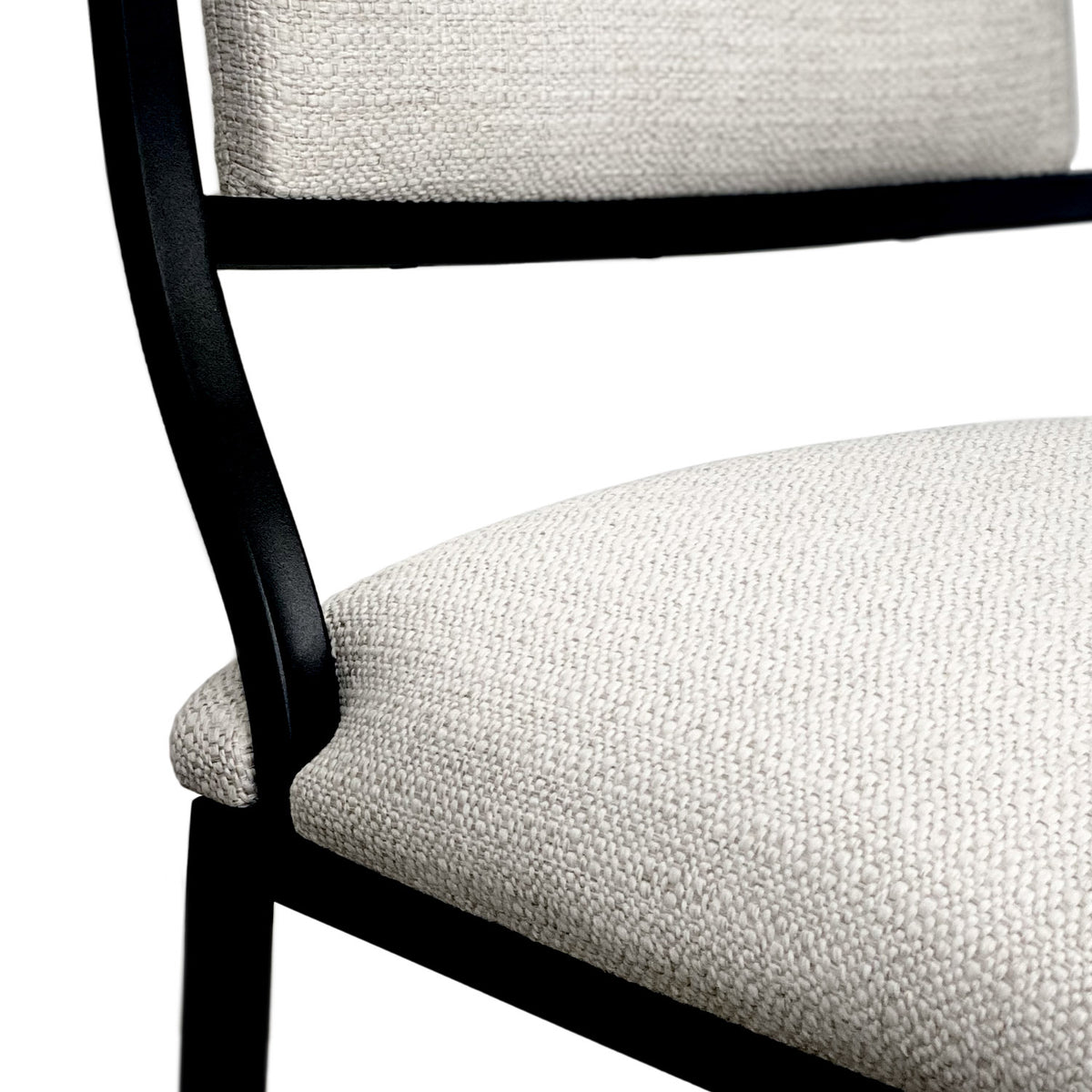 Ki B257H26XS MatteBlack finish SugarshackPearl fabric closeup1