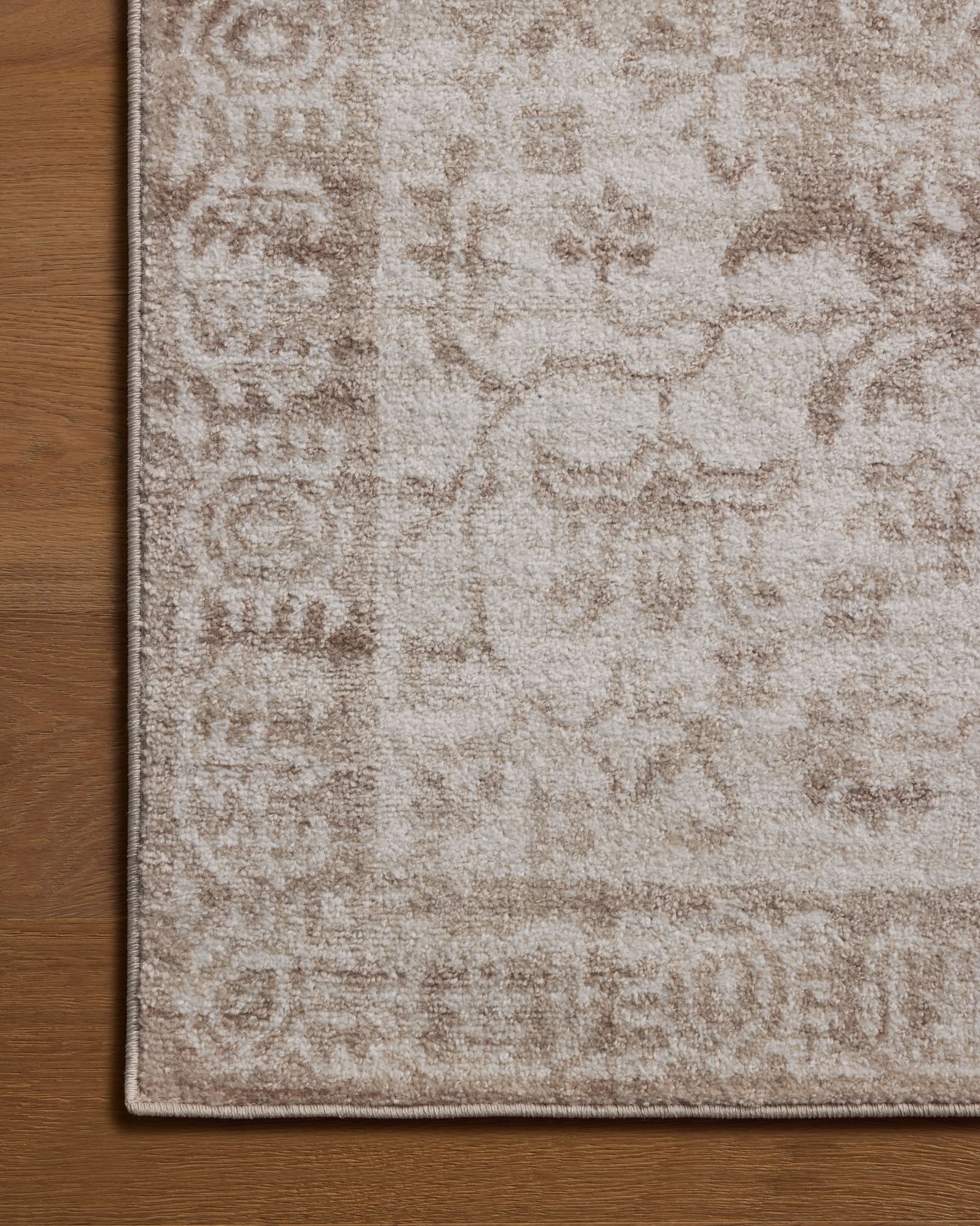 LUN-05 TAUPE / IVORY