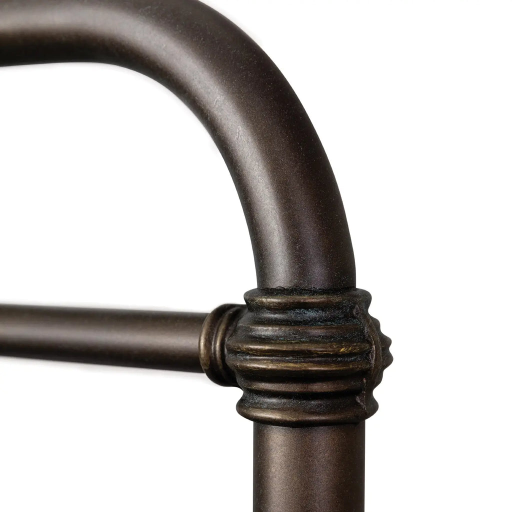 Laredo 7040 queen CBMPF Aged Bronze finish closeup