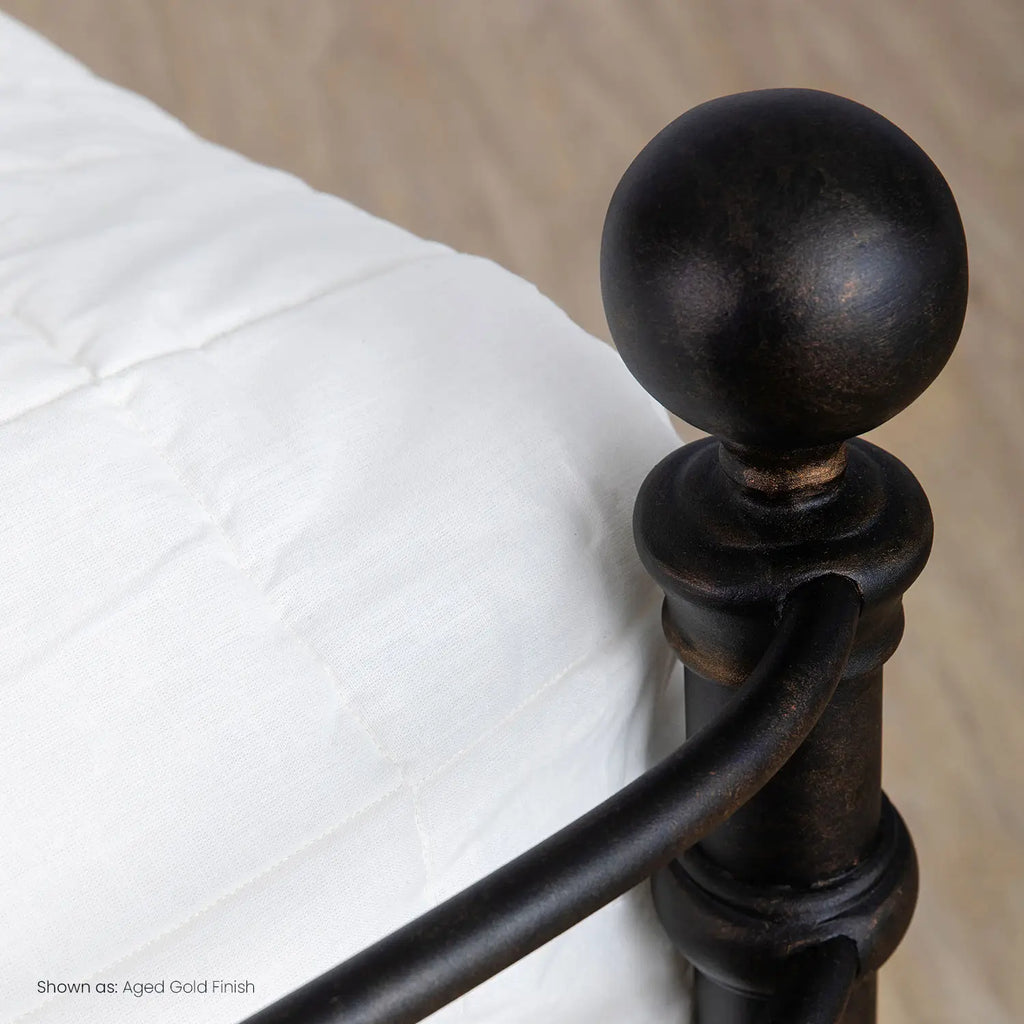 Latif 1054 queen CBMPF AgedGold finish closeup