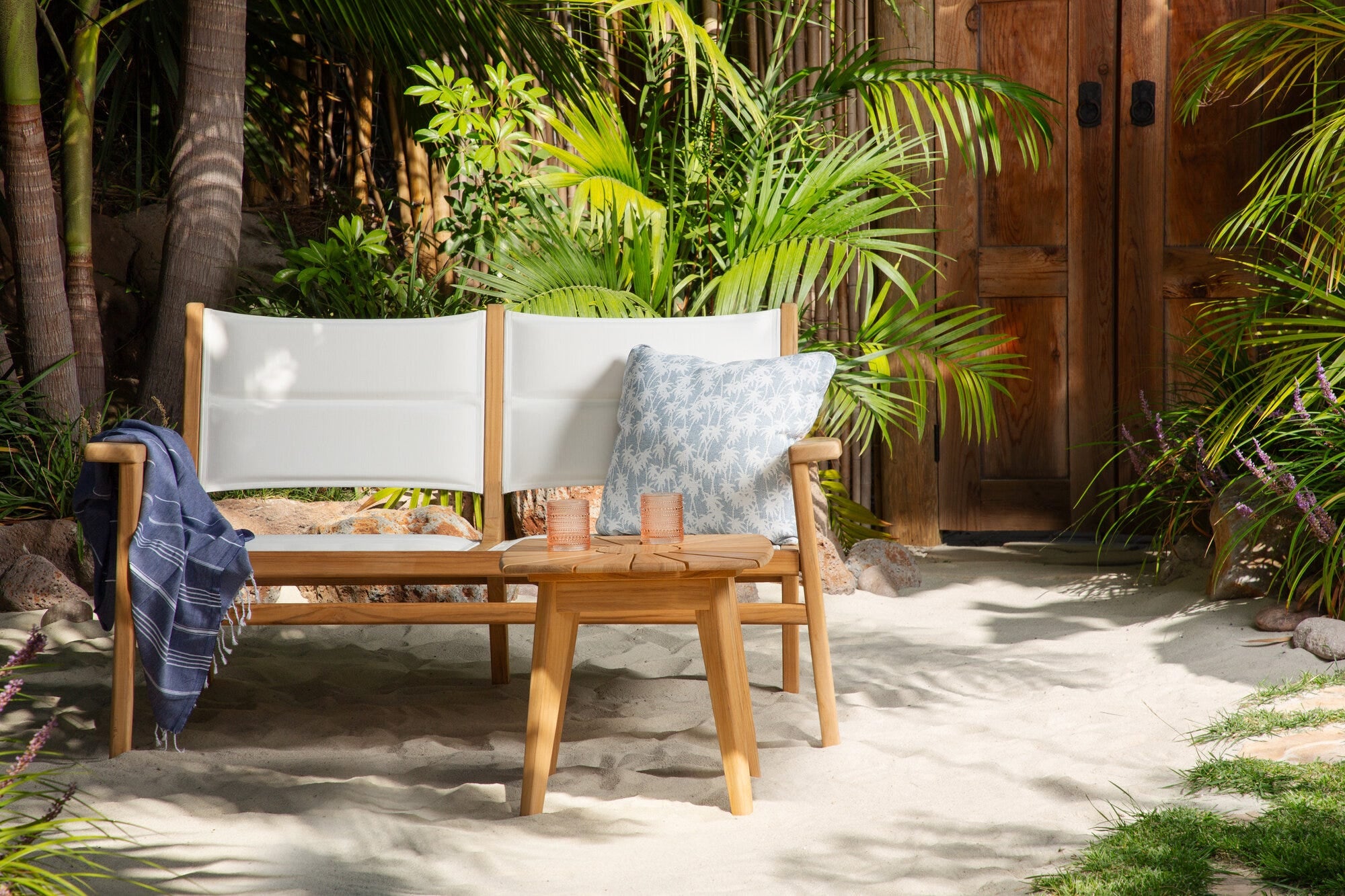 Margaritaville Harbor Loveseat
