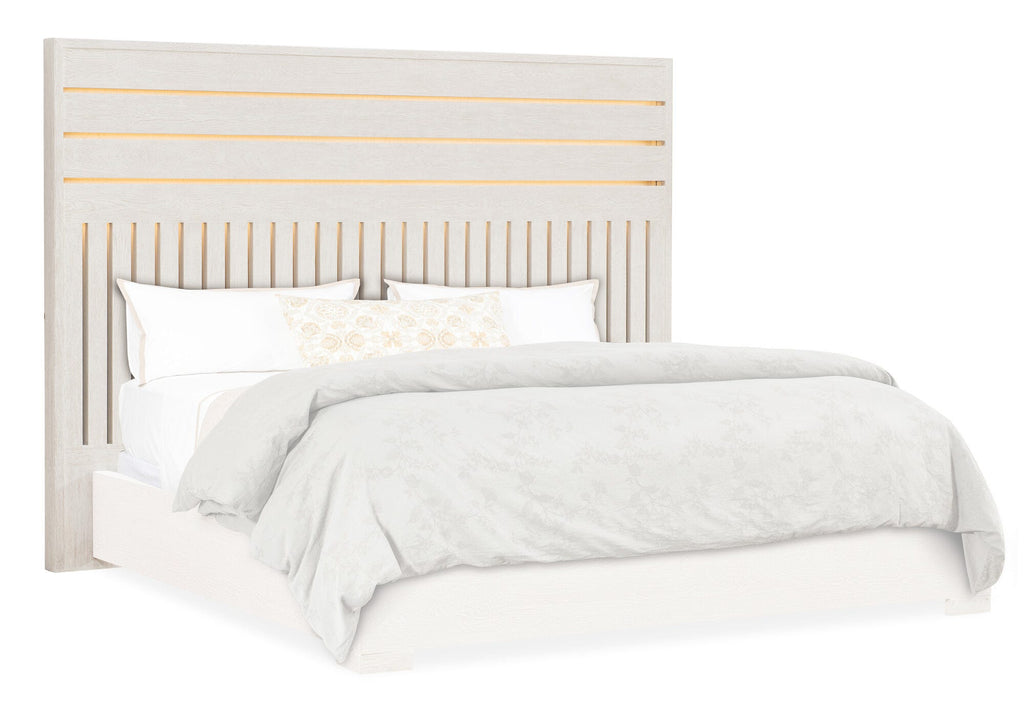 Margaritaville Duval 5/0 Panel Headboard