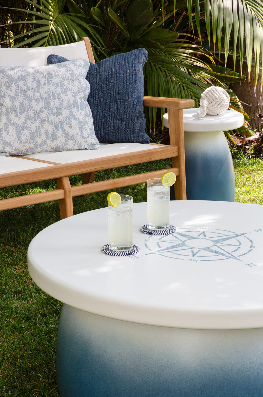 Margaritaville Ocean Coffee Table Detail Image 3