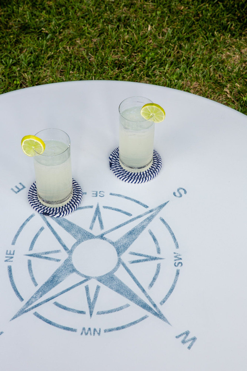 Margaritaville Ocean Coffee Table Detail Image 2