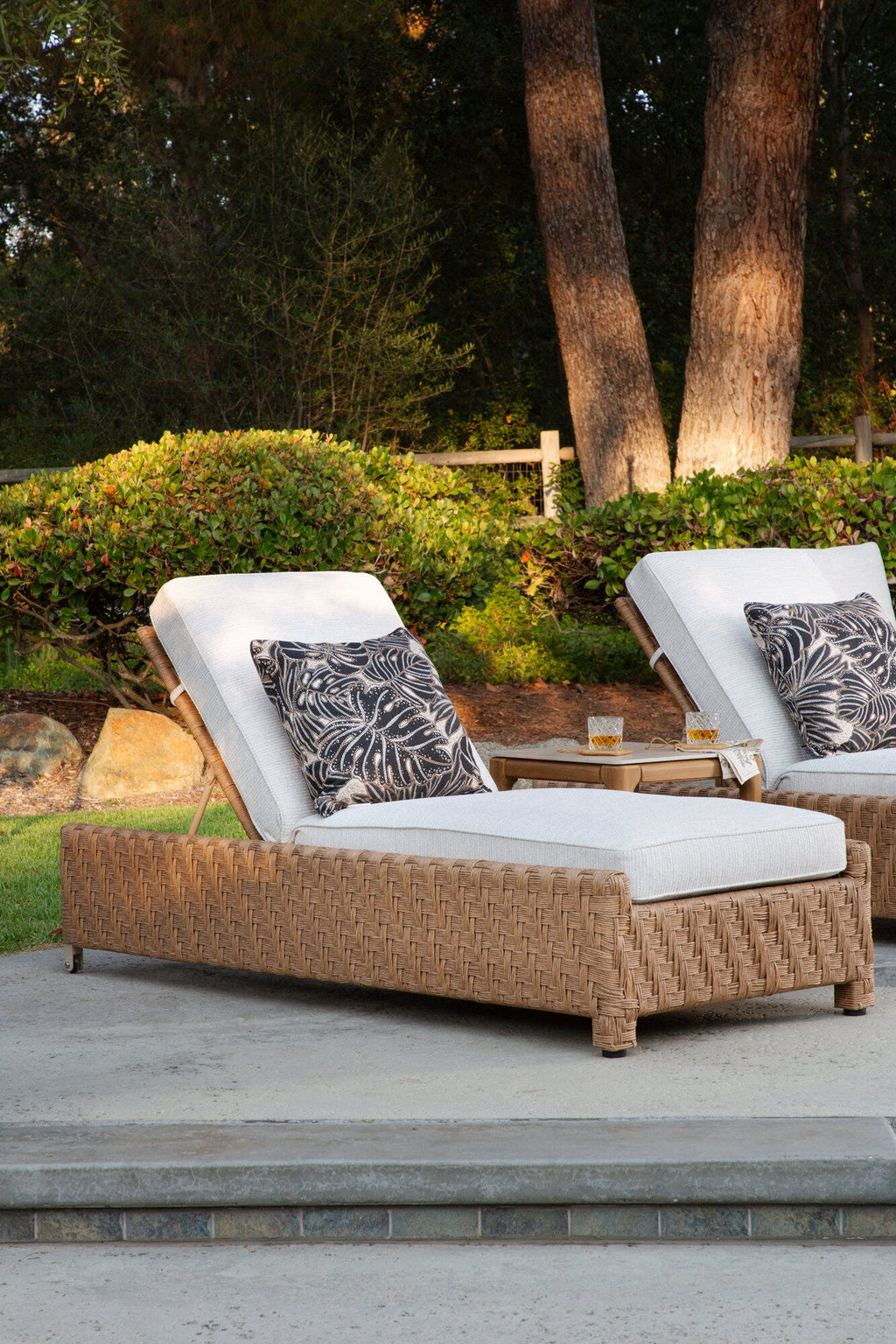 Margaritaville Catalina Chaise in Poros Dune