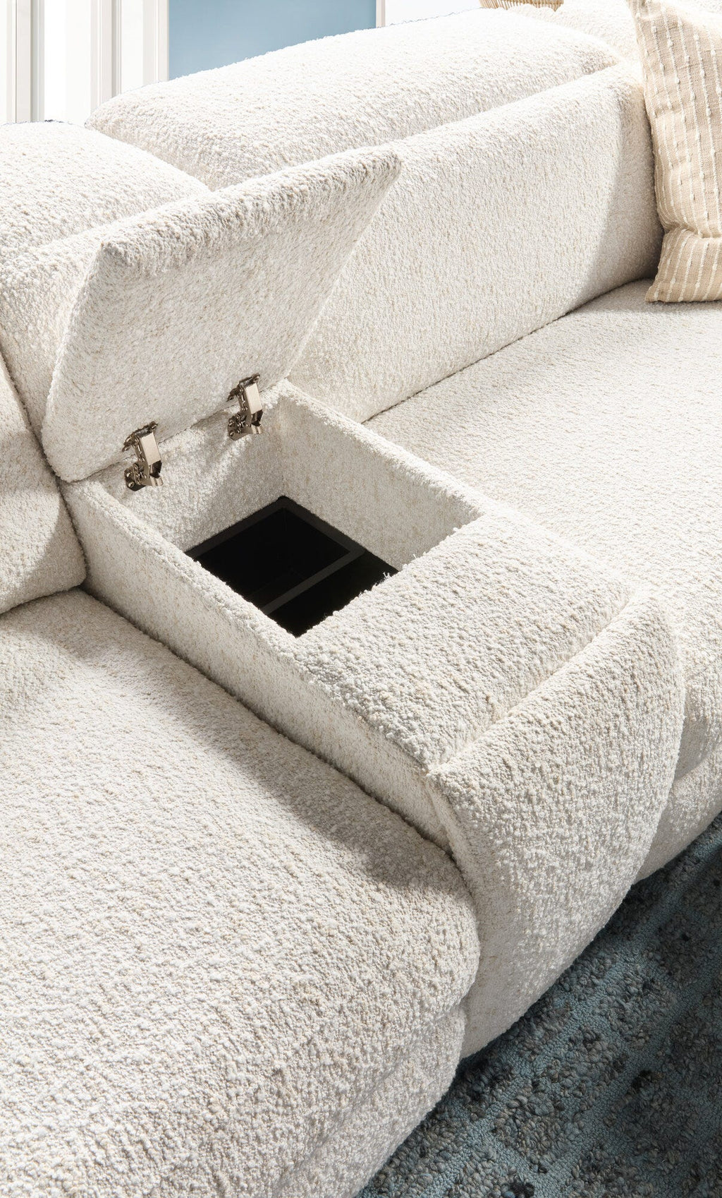 Margaritaville Sandbar Six-Piece Sleeper Sectional Detail Image 5