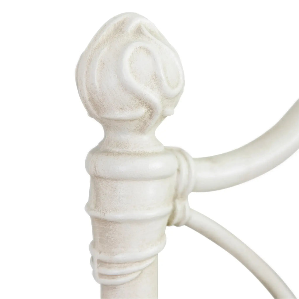 Morsley 1026 queen CBMPF RusticI vory finish closeup