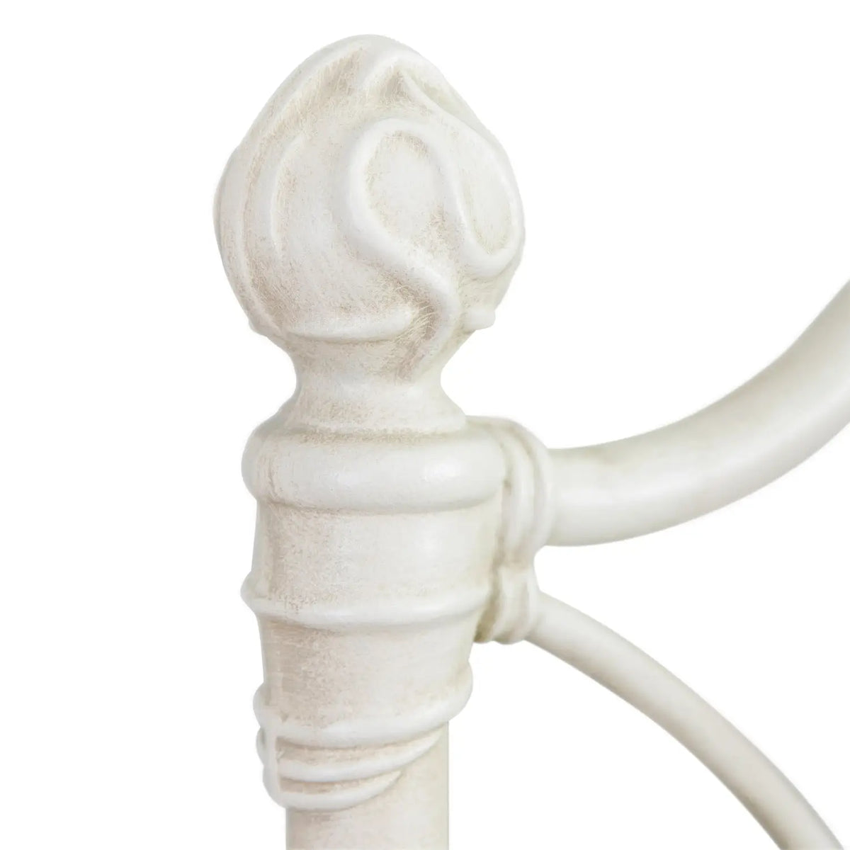 Morsley 1026 queen CBMPF RusticI vory finish closeup