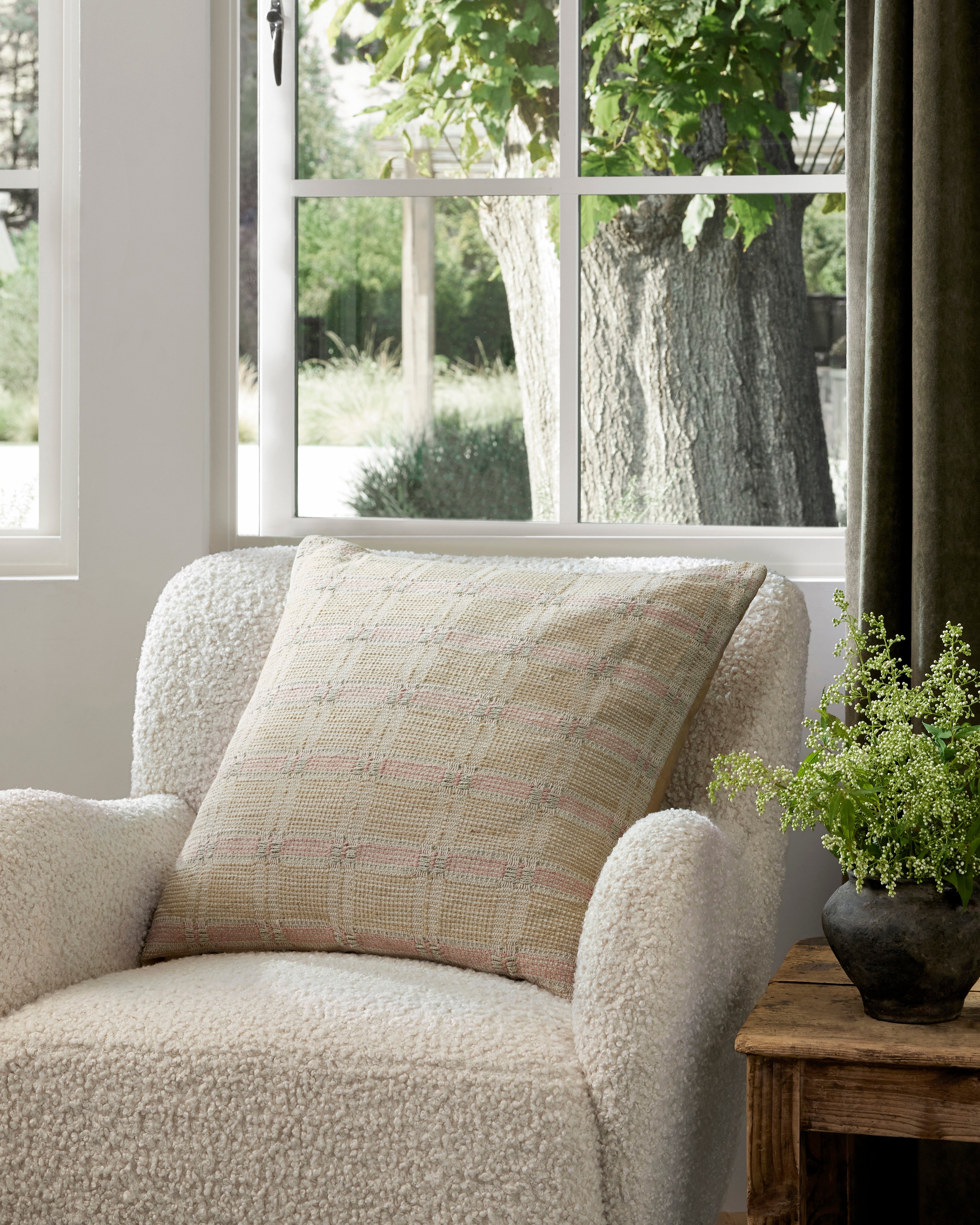 CYPRESS PAL0005 IVORY / BEIGE
