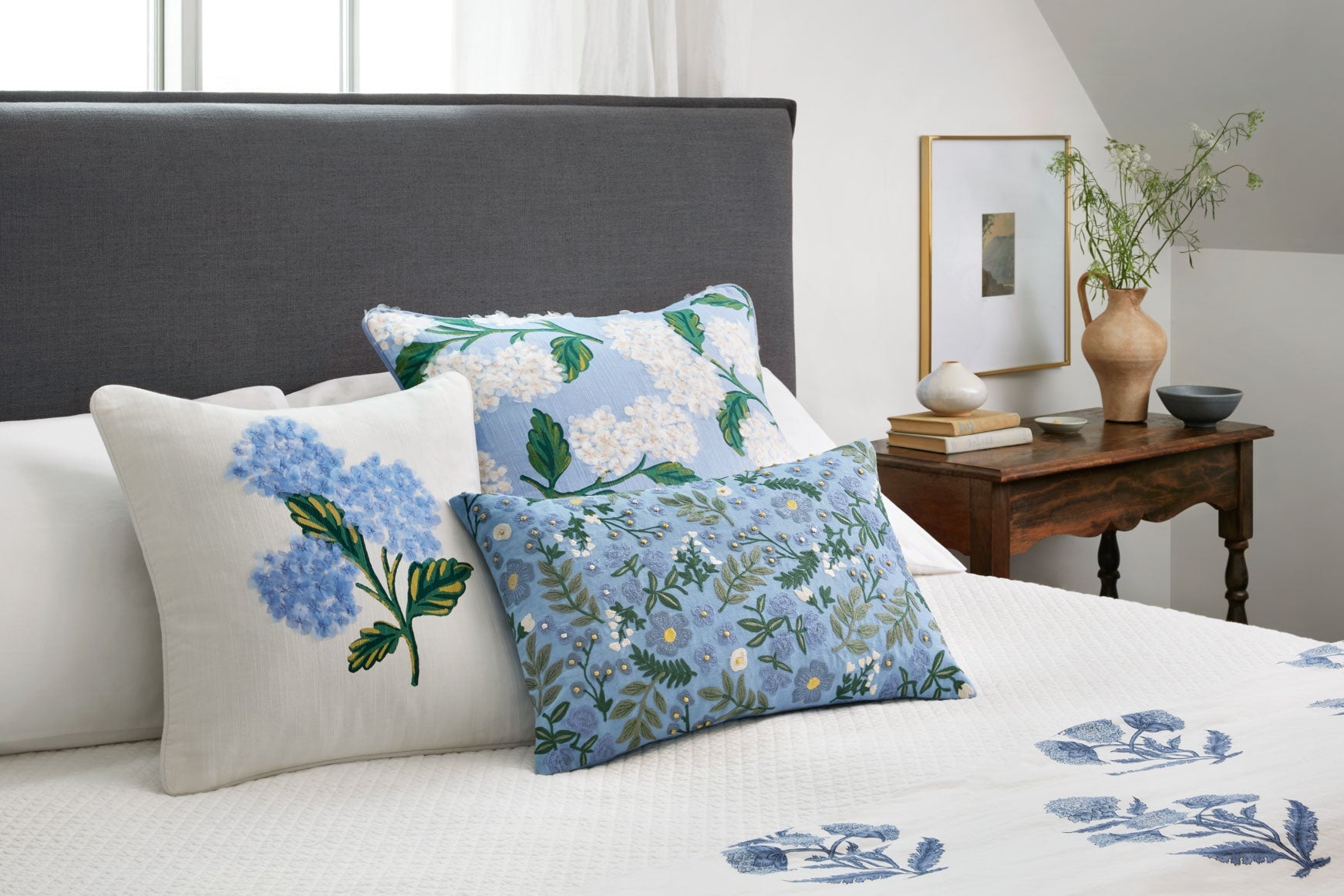HYDRANGEA PRP0013 BLUE / IVORY