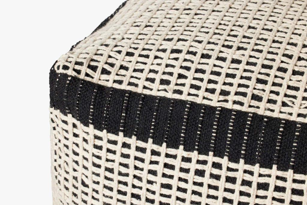 LPF0040 BLACK / IVORY
