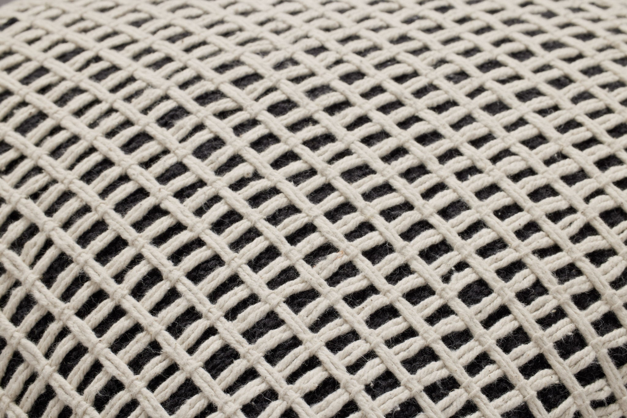 PLL0119 BLACK / IVORY