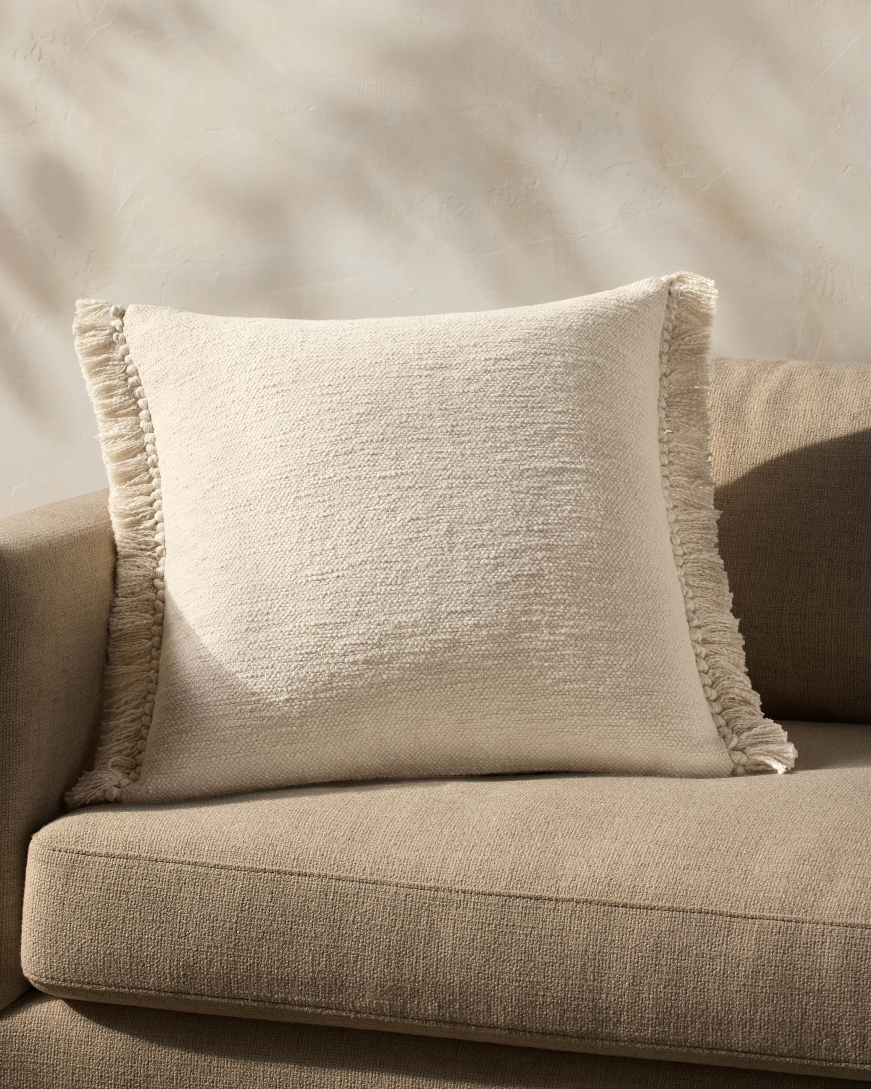 PMH0063 JETT IVORY
