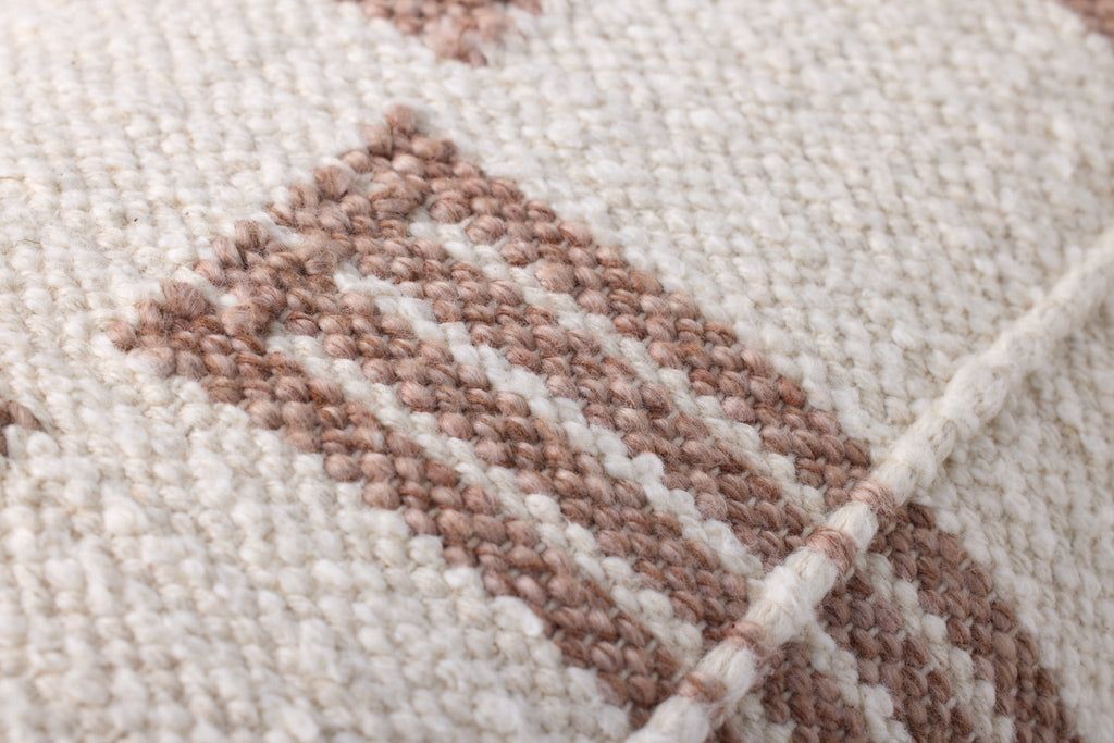 PLL0136 BROWN / IVORY