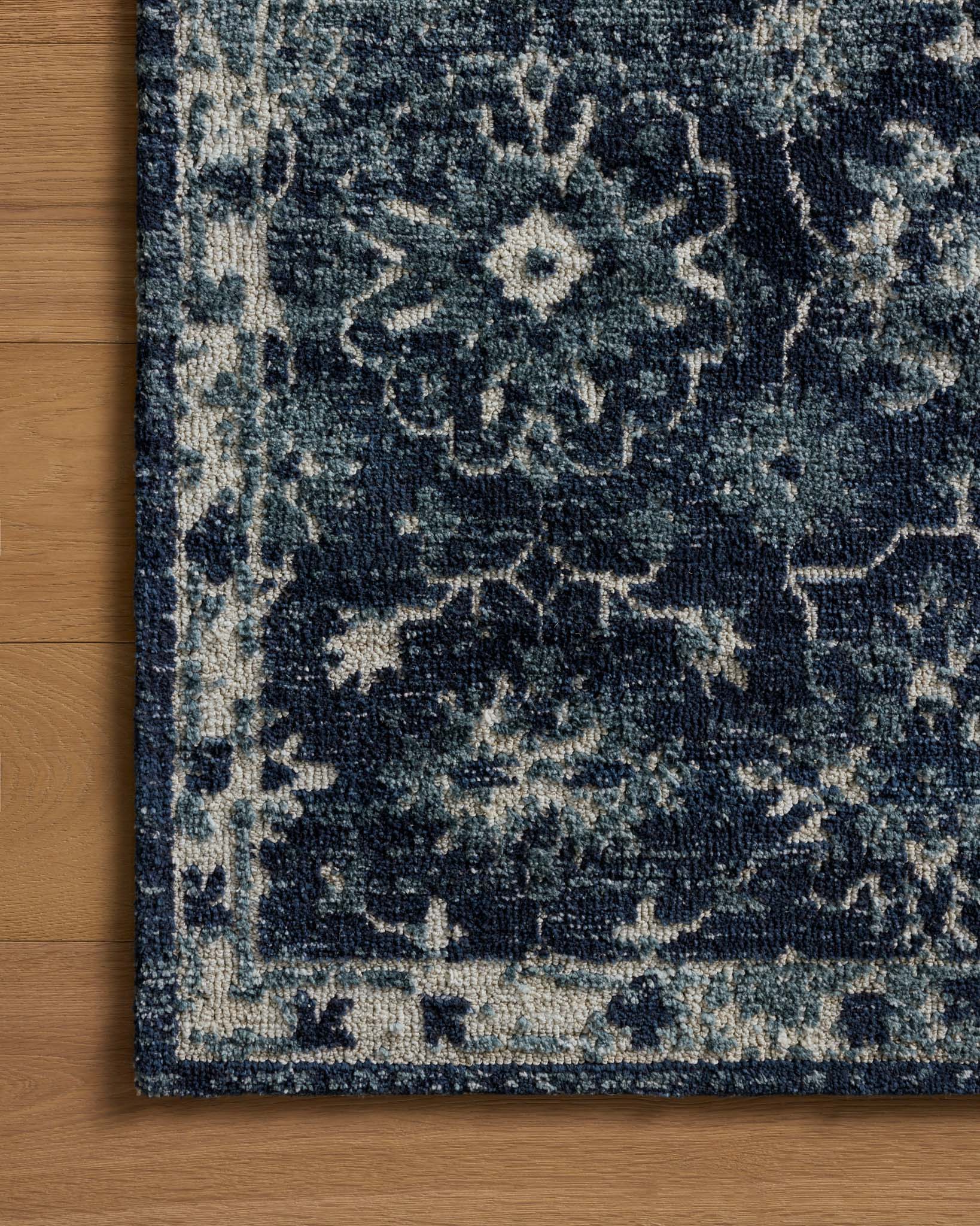 PCV-02 NAVY / IVORY