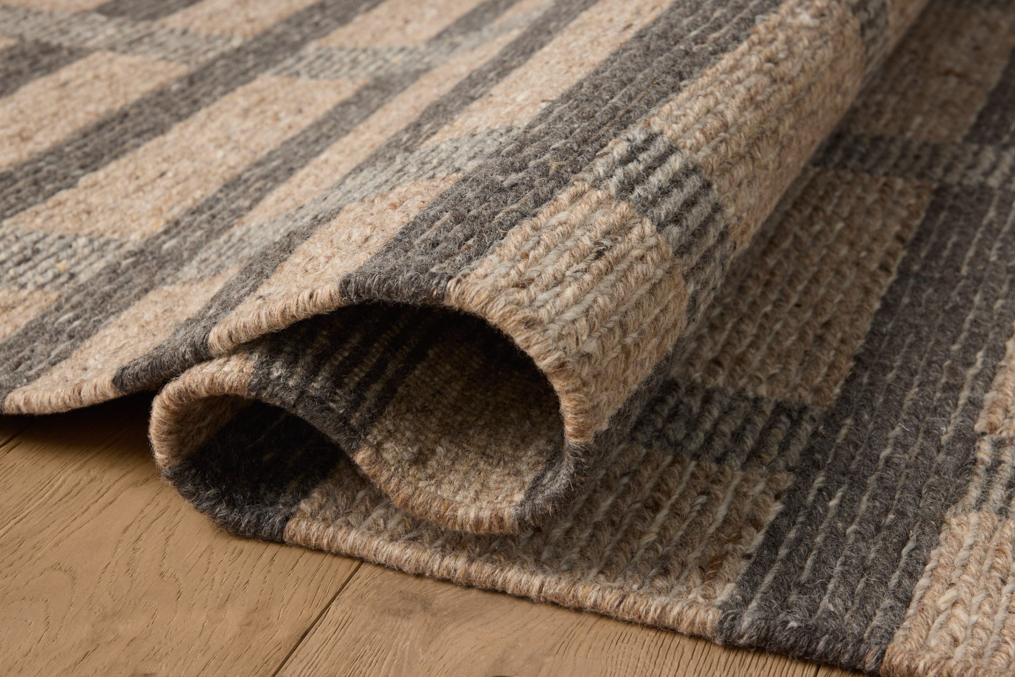 PRR-02 - JM BROWN / CHARCOAL