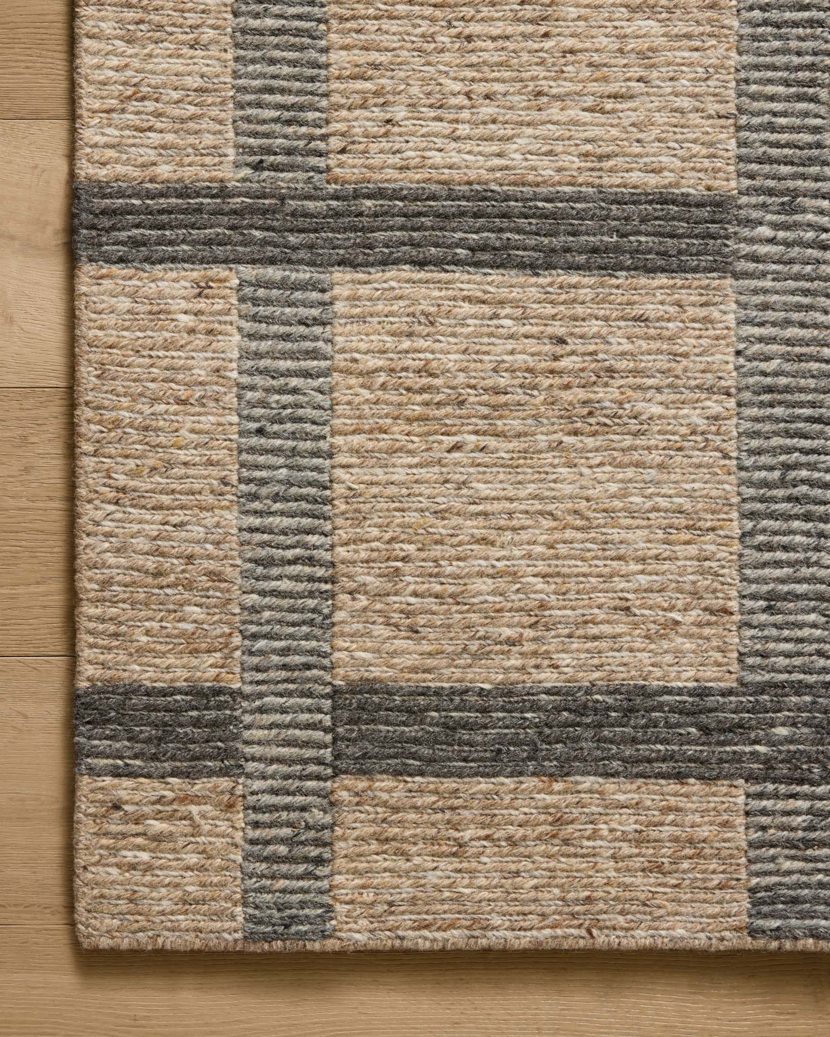 PRR-02 - JM BROWN / CHARCOAL