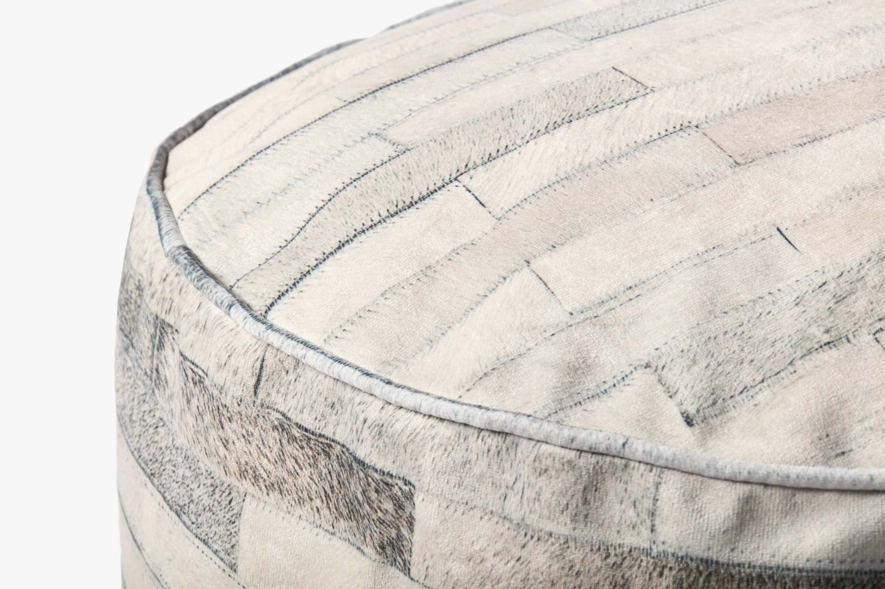 PF0002 IVORY / GREY