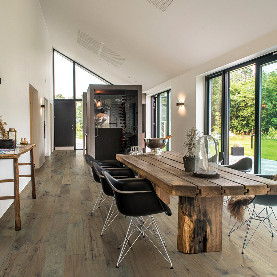 Product Ventura Sandbar Hickory Room
