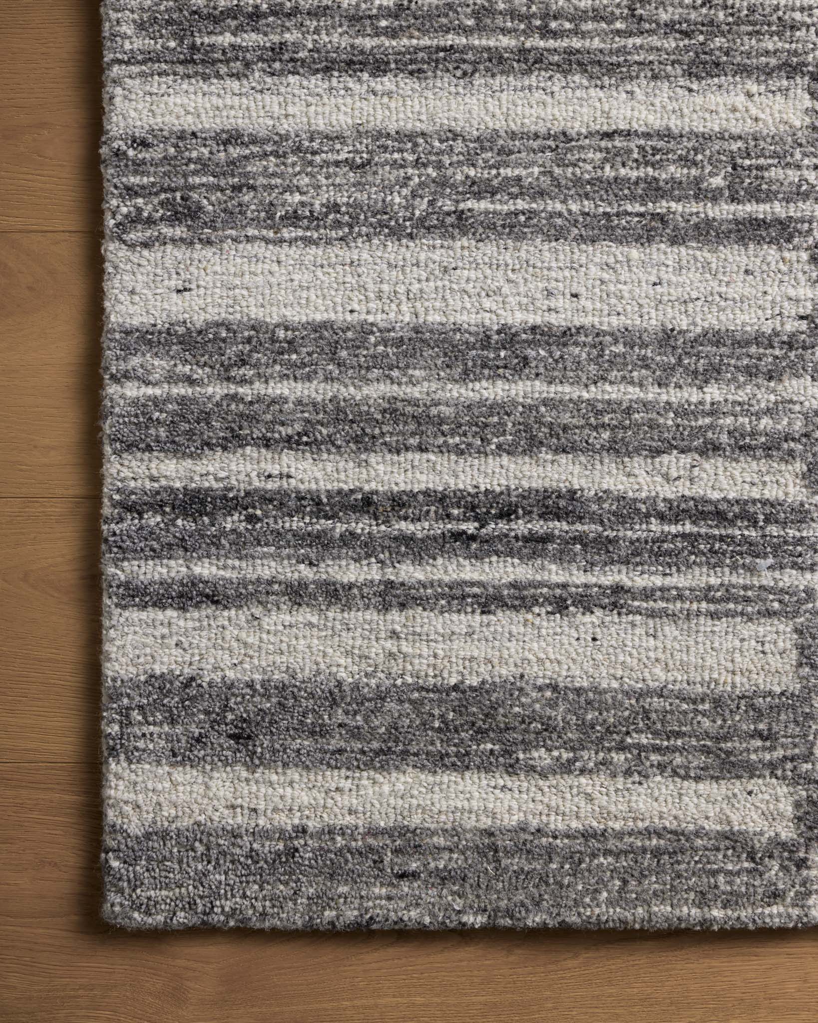 RAE-02 MH CHARCOAL / MIST
