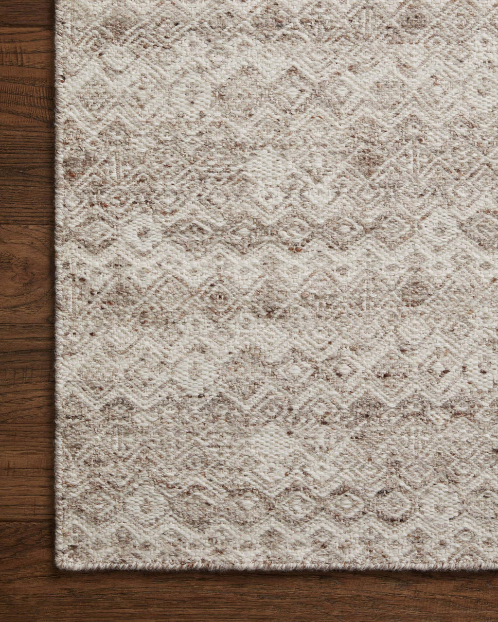 RAV-03 DOVE / IVORY