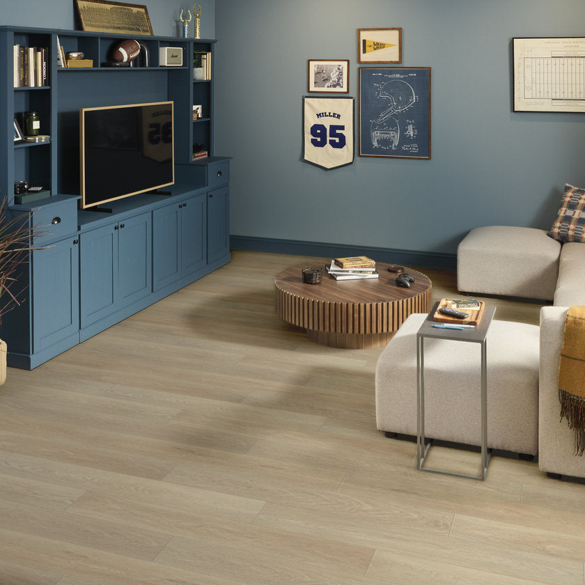 DISTINCTION PLUS TIMELESS OAK ROOM