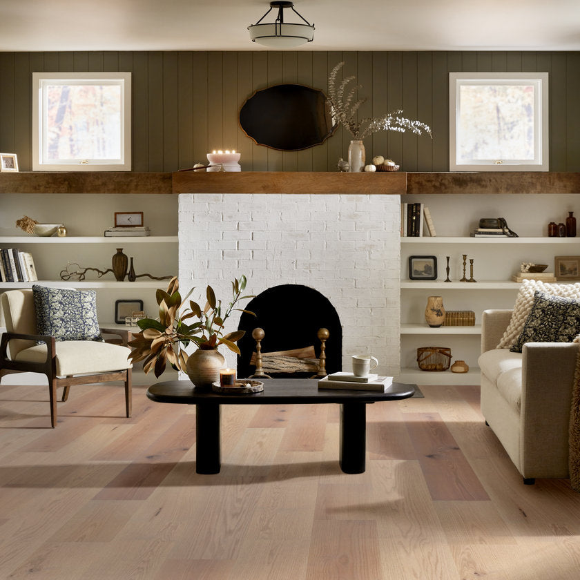 LANDMARK SLICED OAK GATEWAY ROOM