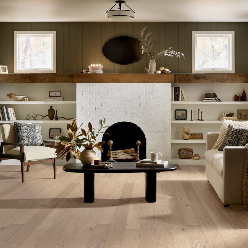 ECLECTIC OAK MODERN ROOM
