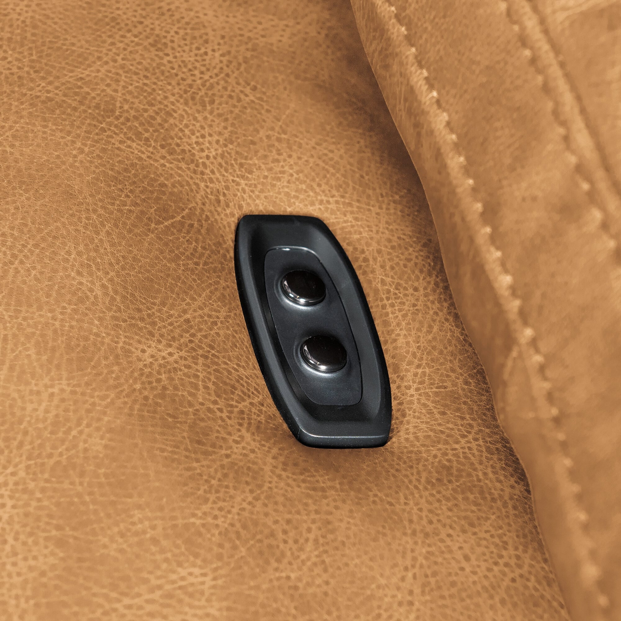 Jericho Power Sofa with Power Headrest Detail