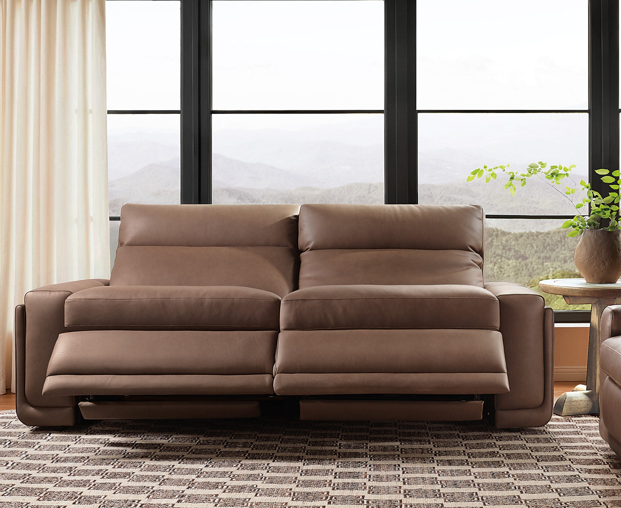 Simone Zero Gravity Power Sofa - Detail Image 1