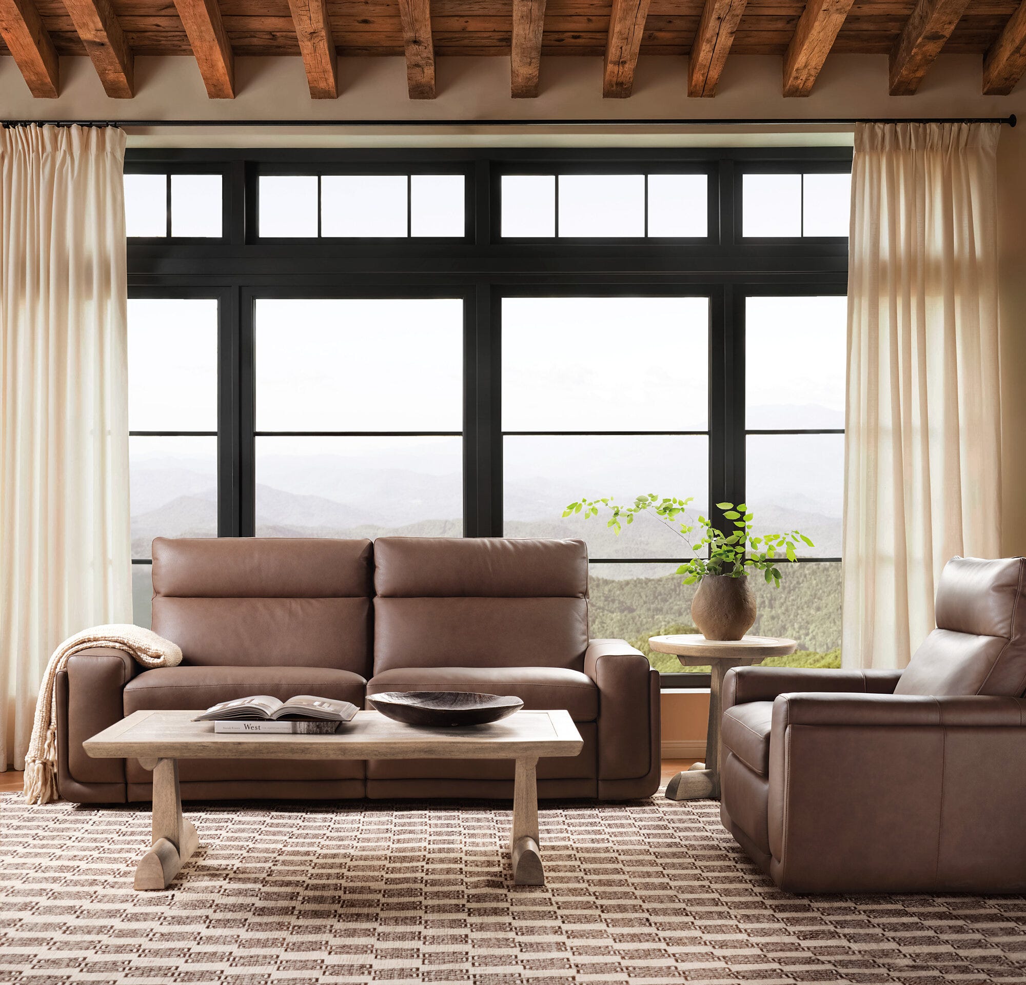 Simone Zero Gravity Power Sofa - Room Image 1