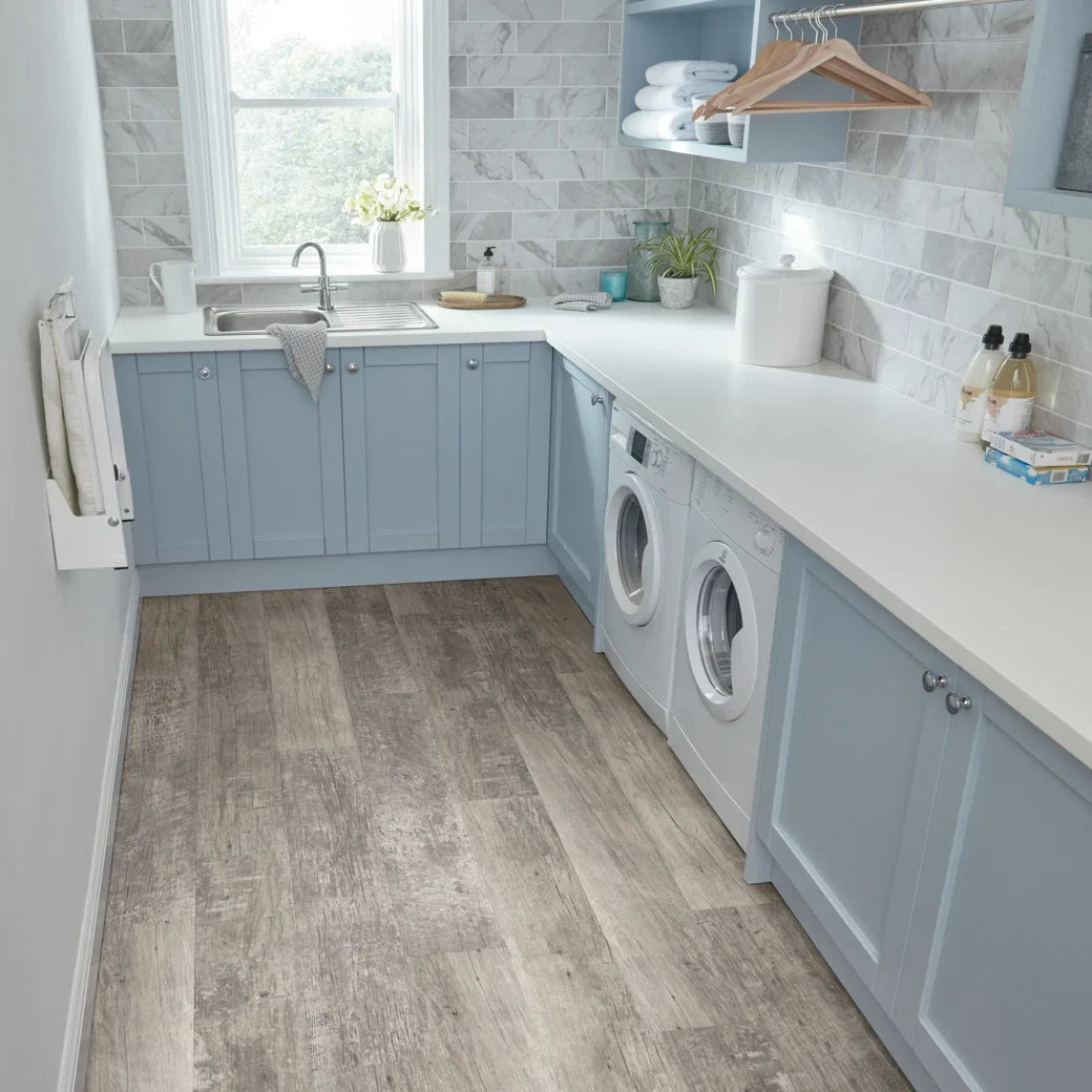 Karndean Luxury Vinyl Van Gogh Rigidcore Aged Redwood
