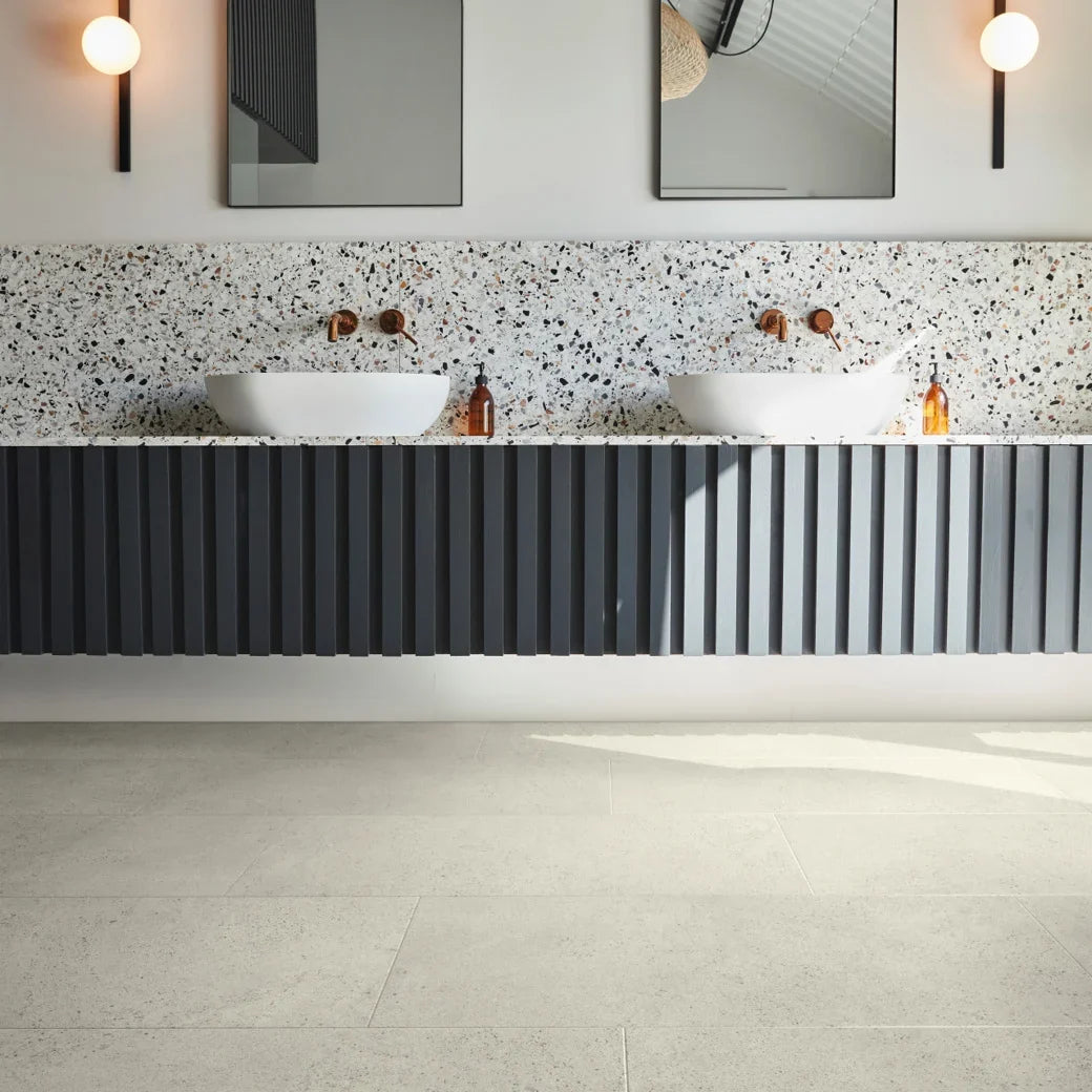 Karndean Luxury Vinyl Art Select Caliza Classico
