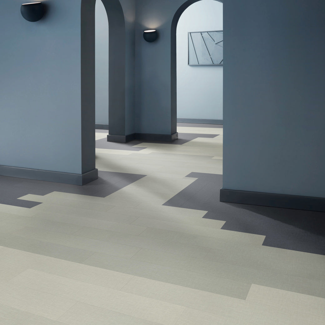 Karndean Luxury Vinyl Opus Chalk Grey 36"x18"