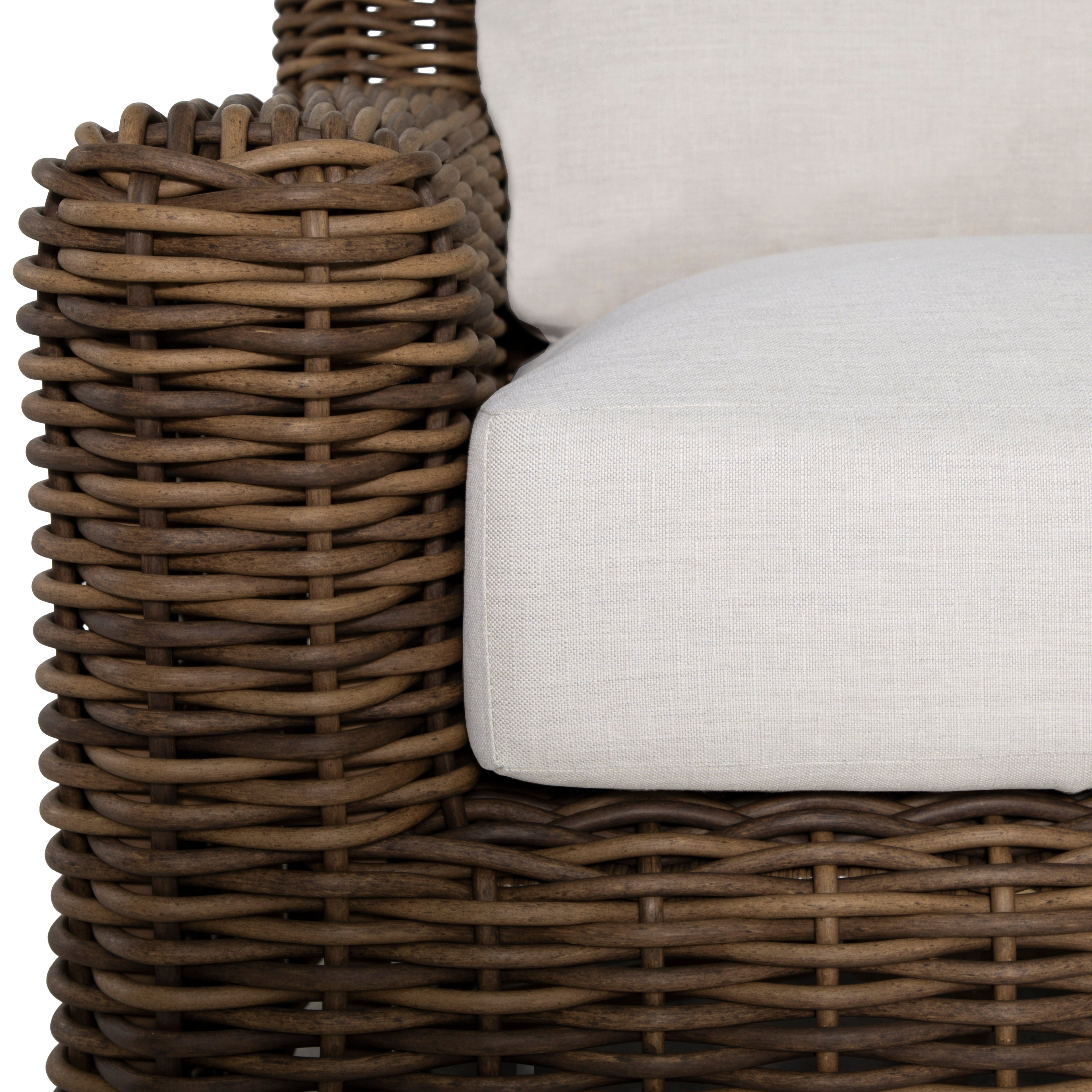 QS Montauk Swivel Lounge, Raffia-Bali Pearl