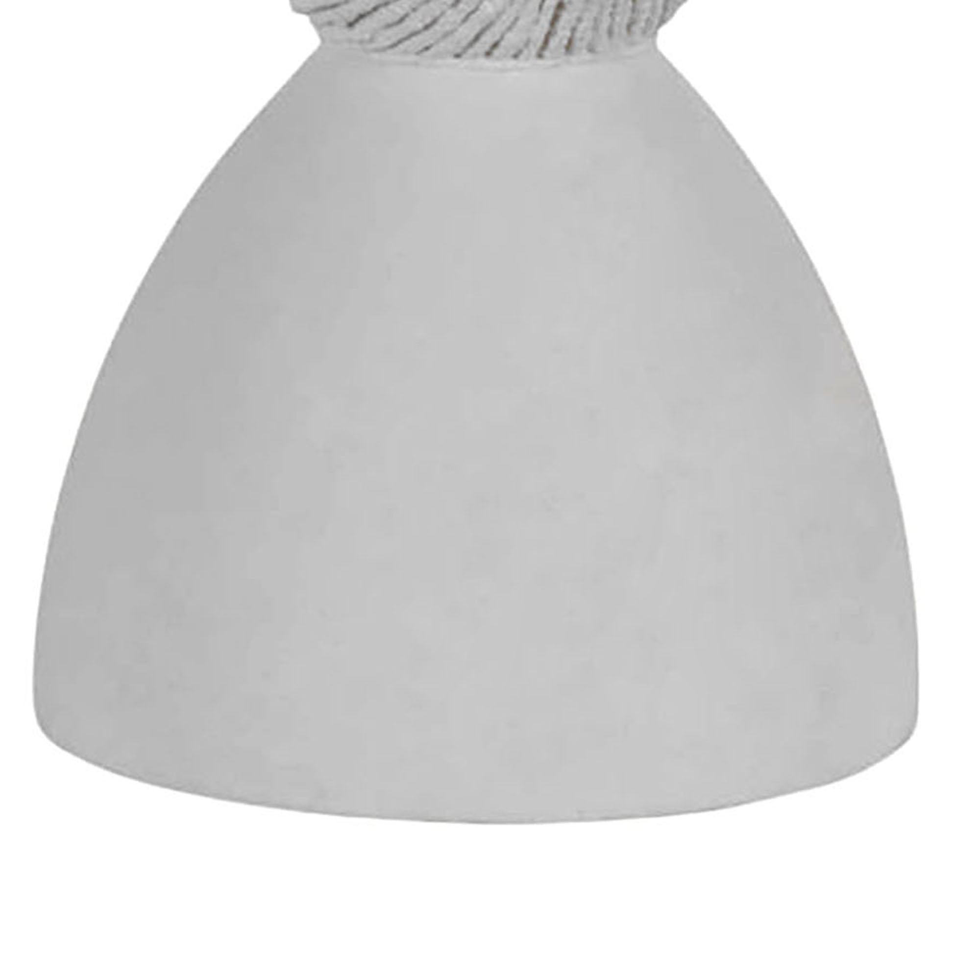 Darley 25" Round Outdoor Pedestal Side Table