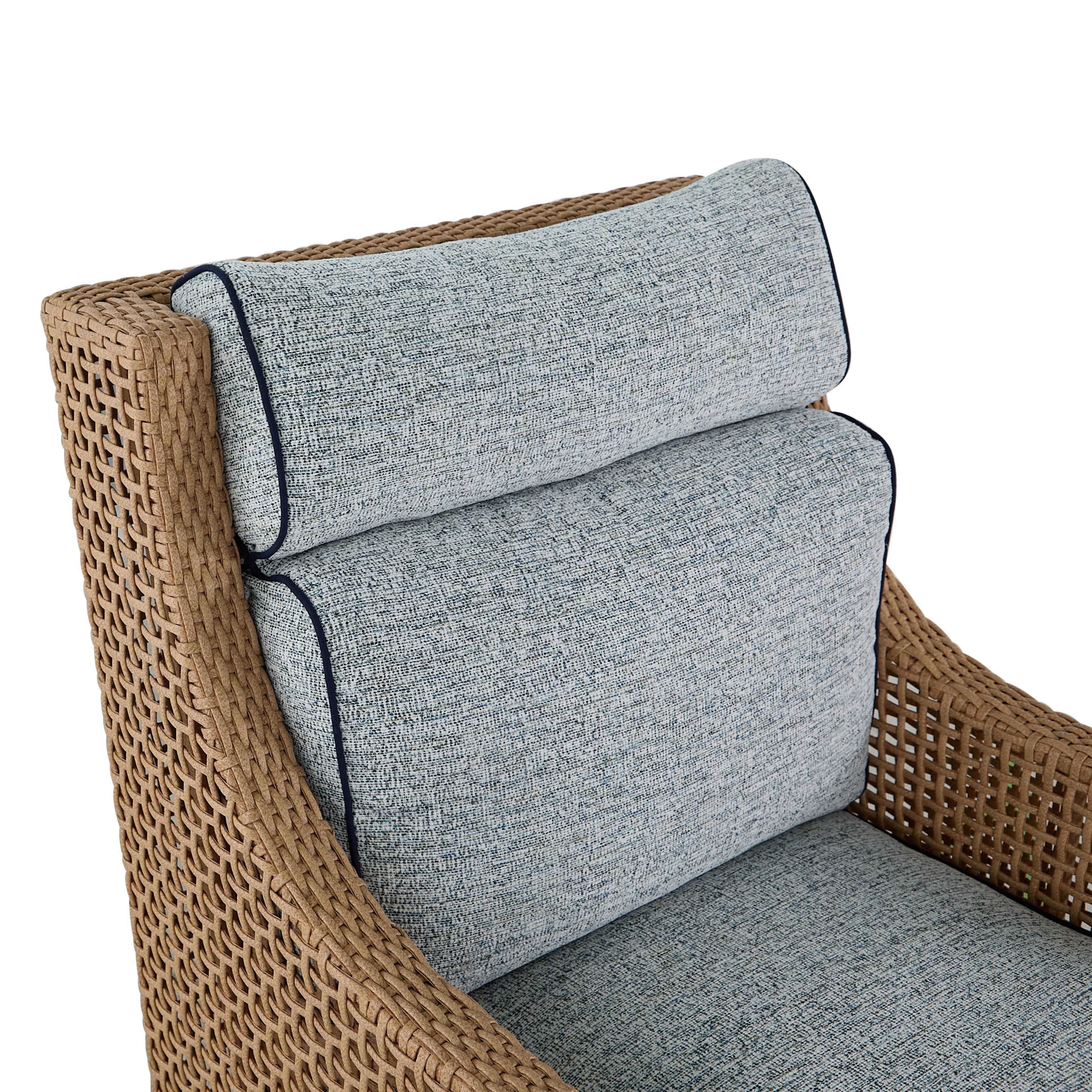 Peninsula Wicker Outdoor Swivel Glide Chair