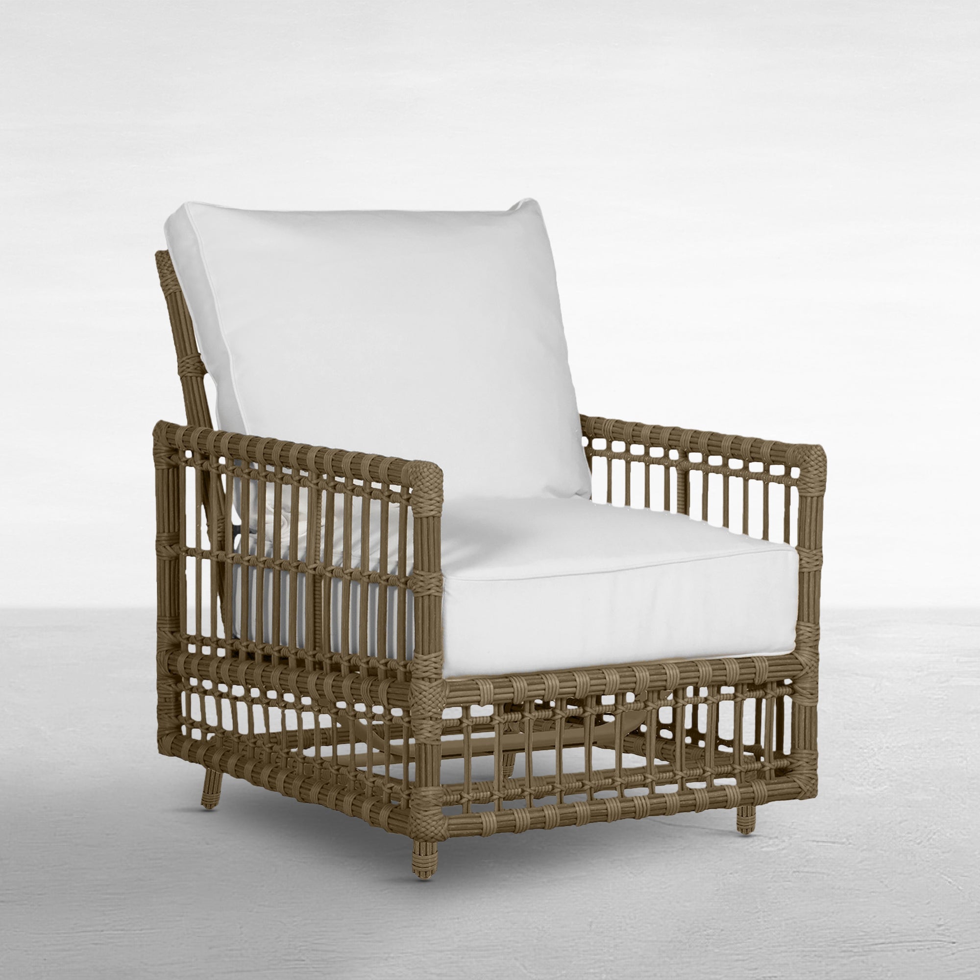 Newport Wicker Outdoor Woven Spring Lounge Chair